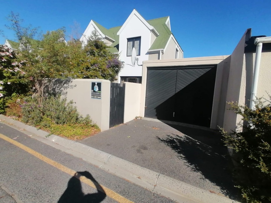 2 Bedroom Property for Sale in Bridge Water Western Cape
